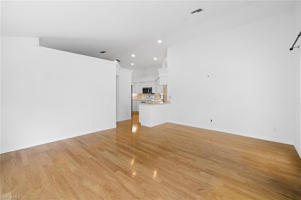 CARRIAGE CIRCLE OF NAPLES - Residential