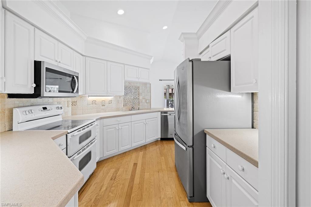 CARRIAGE CIRCLE OF NAPLES - Residential
