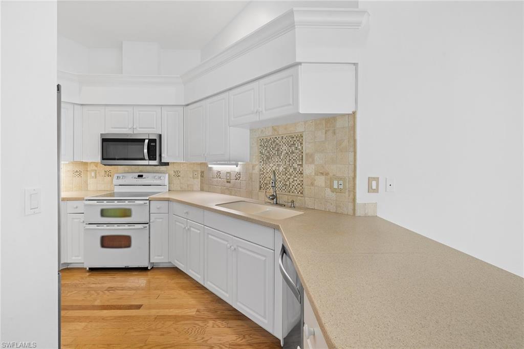 CARRIAGE CIRCLE OF NAPLES - Residential