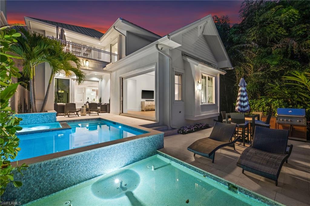 OLDE NAPLES - Residential