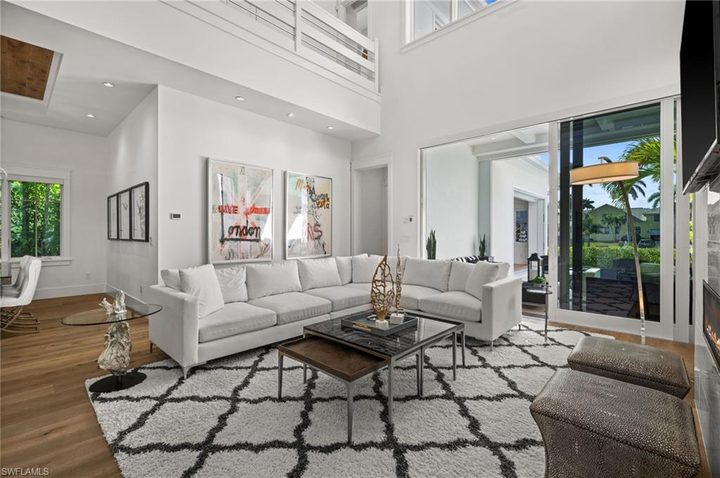 OLDE NAPLES - Residential