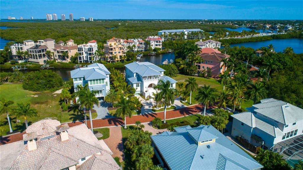 SOUTHPORT ON THE BAY - Residential