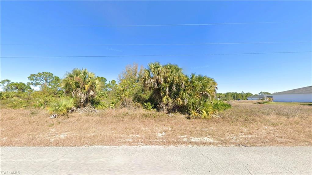 LEHIGH ACRES - Land