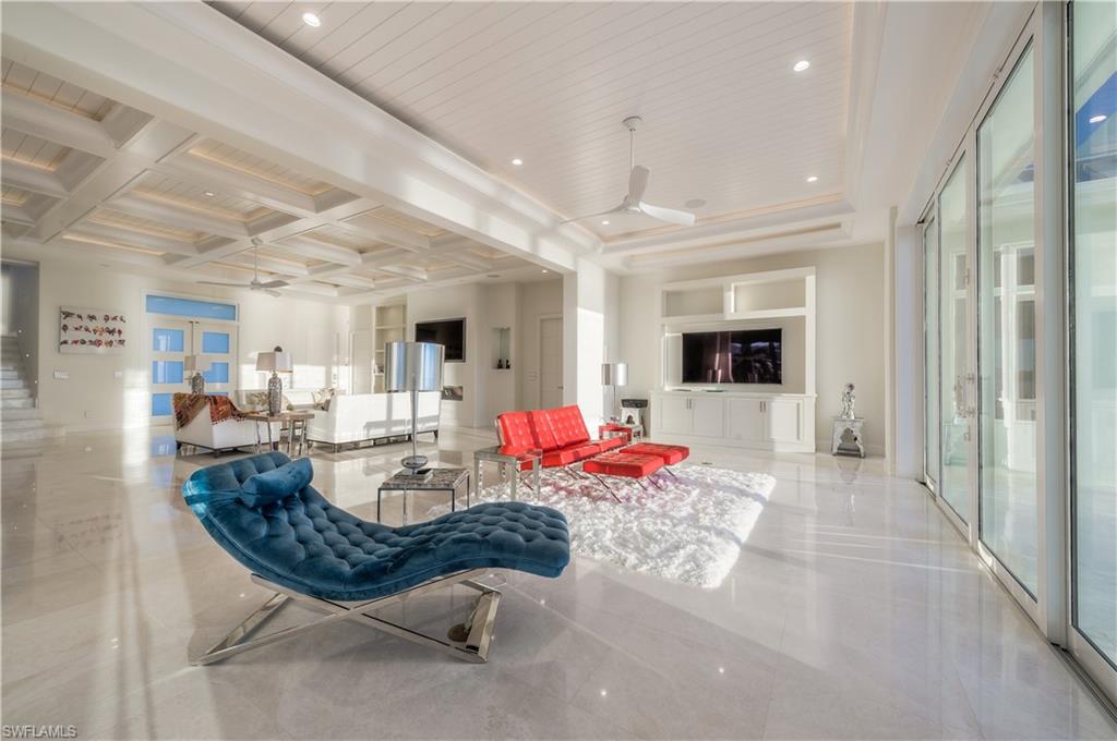 OYSTER BAY - Residential