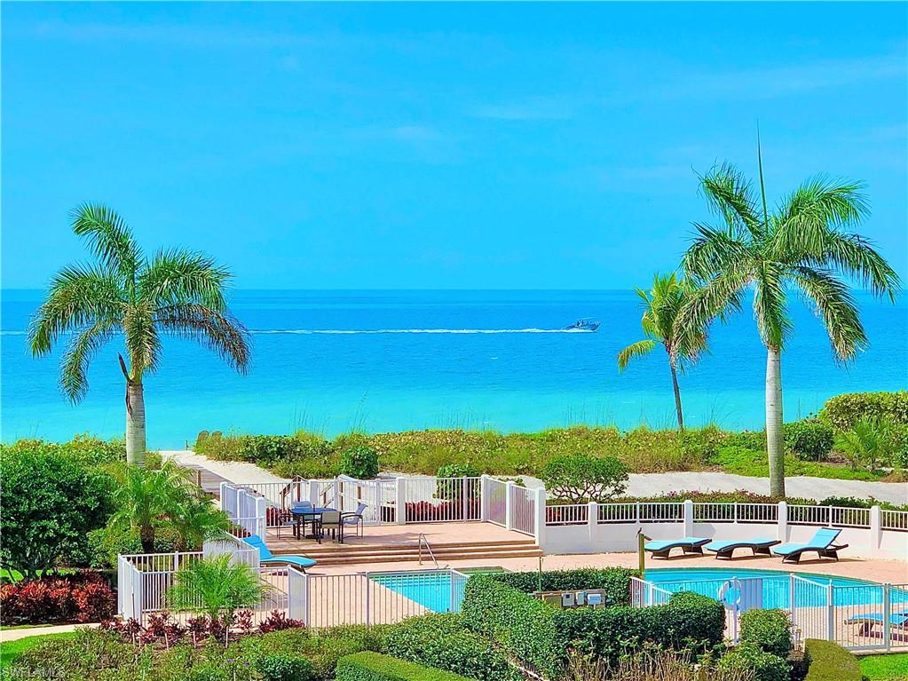 BAREFOOT BEACH - Residential