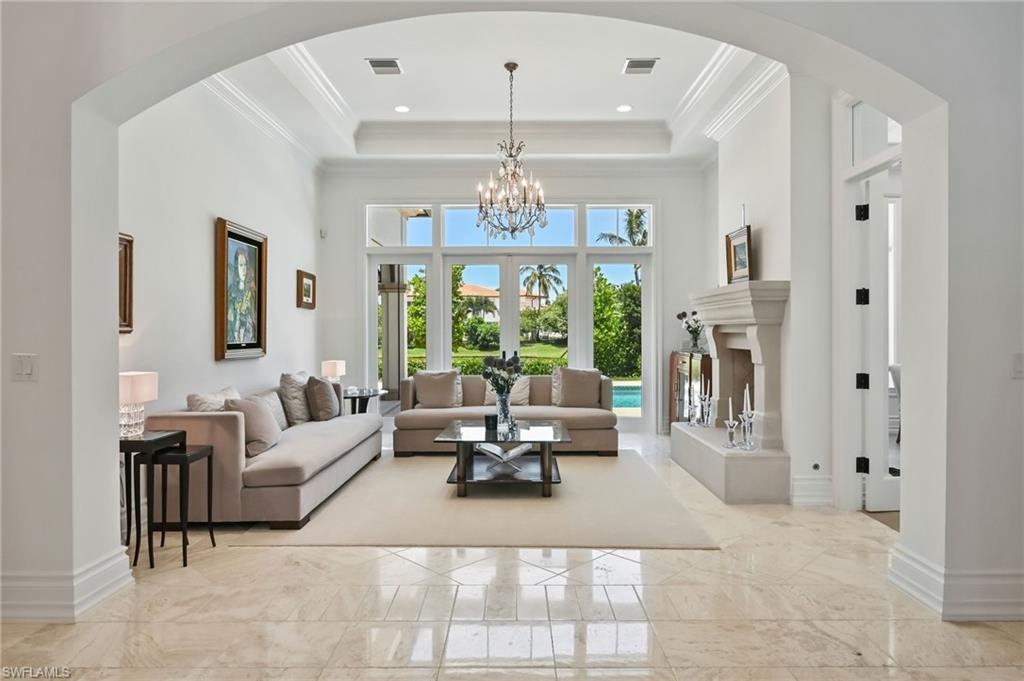 BAY COLONY SHORES - Residential