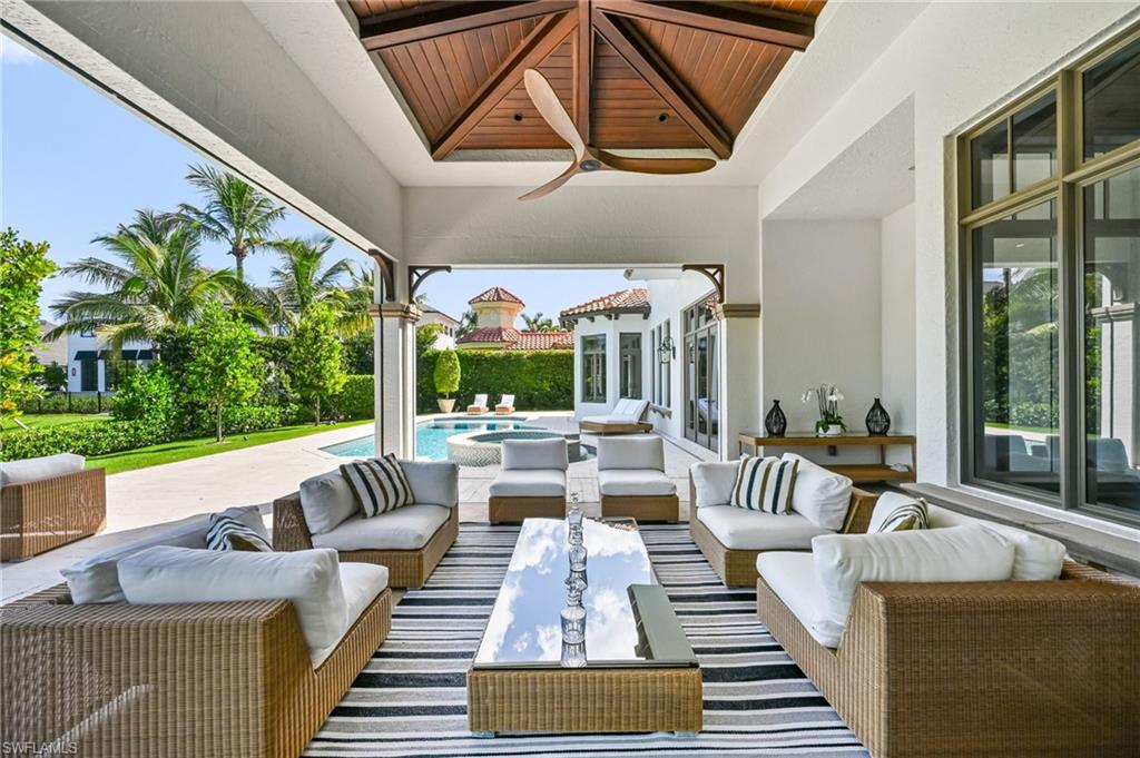 BAY COLONY SHORES - Residential