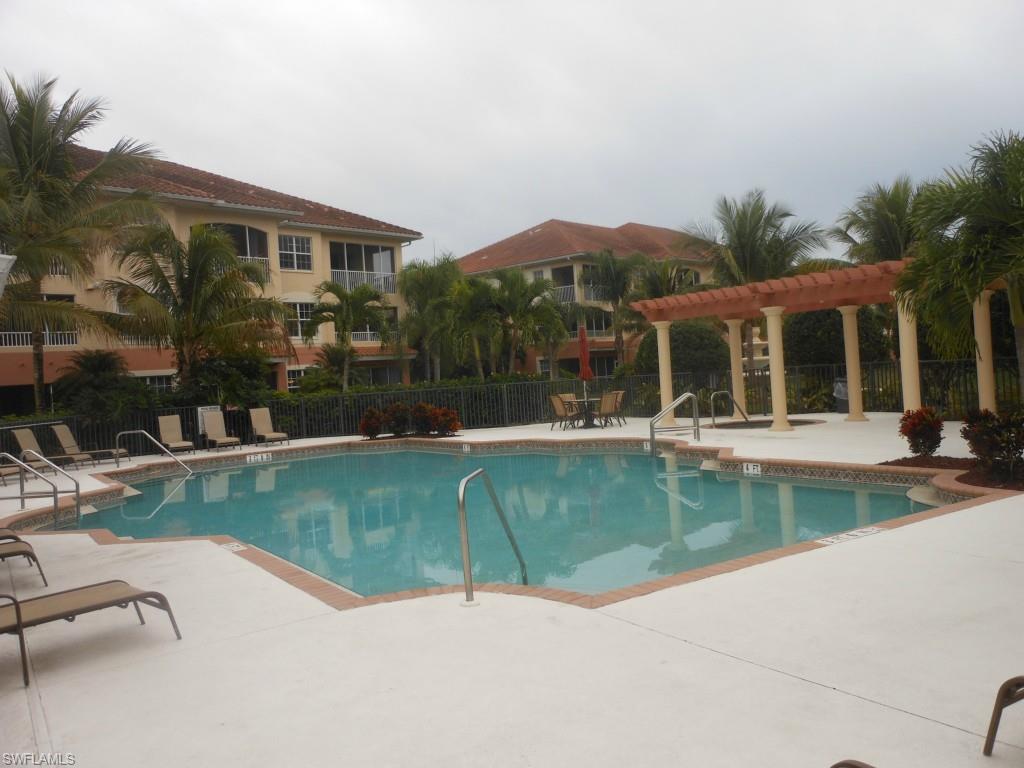 VAN LOON COMMONS - Residential