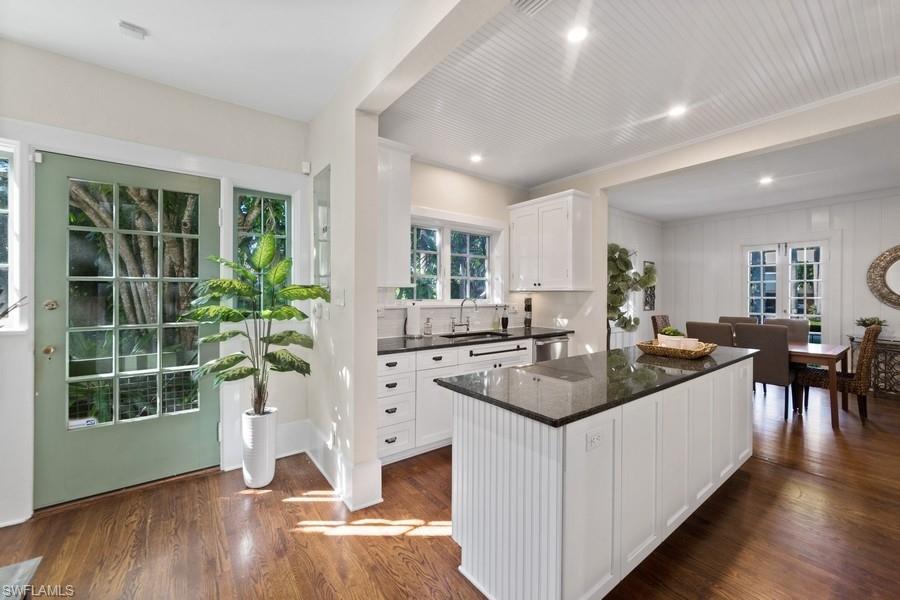 RIVERSIDE - Residential