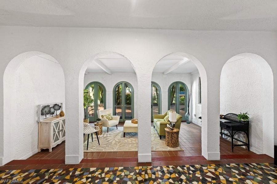 RIVERSIDE - Residential