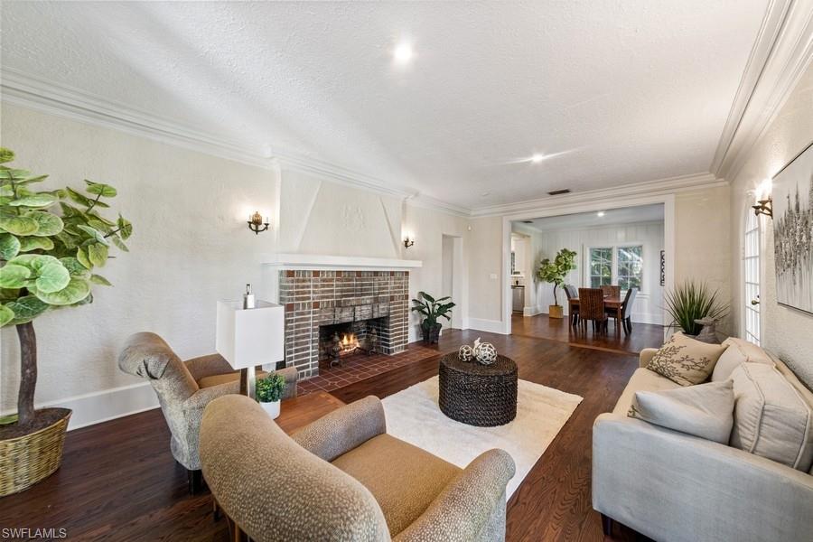 RIVERSIDE - Residential