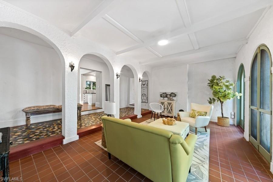 RIVERSIDE - Residential