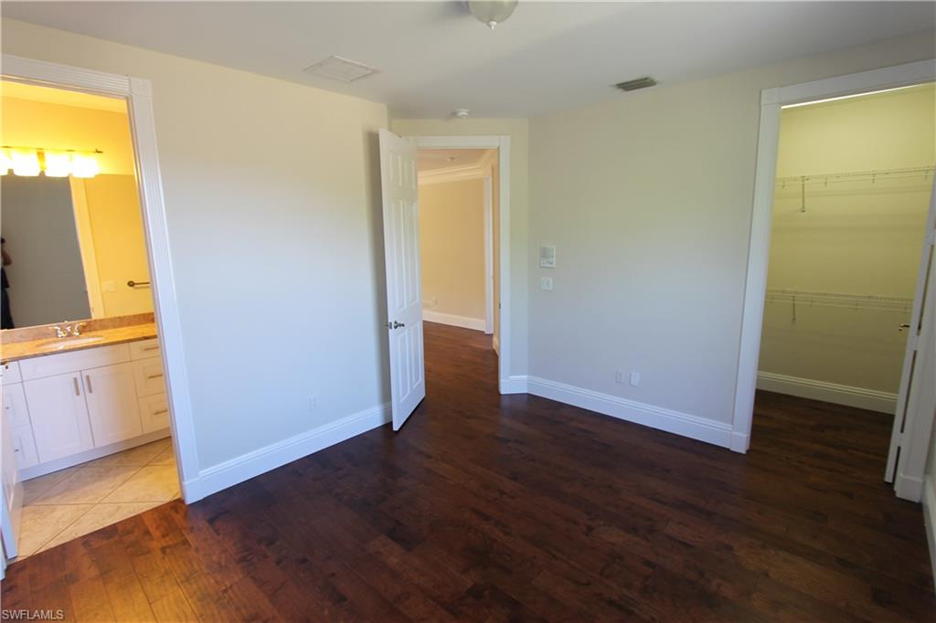 WILSHIRE LAKES - Residential
