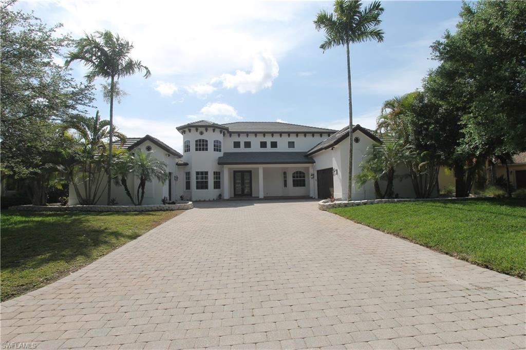 PRICE REDUCED TO SELL!!! This amazing estate home will impress you from the moment you pull up the driveway.  With almost 4,000 square feet under air, this home has a light and bright functional floor plan.  From floor to ceiling viewing windows in the formal dining room, to a brand new kitchen with granite counters, new tile flooring, new custom wood cabinets, and new Samsung stainless steel appliances, this home has it all!  Wilshire Lakes is situated in one of the most desired school districts, this family oriented community offers quite a selection of options. With its many lakes and preserve, Wilshire Lakes offers estate homes, detached villas, and coach homes in Wilshire Pines and Fieldstone Village. With meticulous landscaping, this this deed-restricted community offers amenities such as a clubhouse with its fitness center, pool, and 2 tennis courts.  Call today to schedule a personal showing!