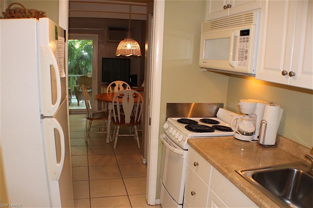 COLONNADES CONDO - Residential