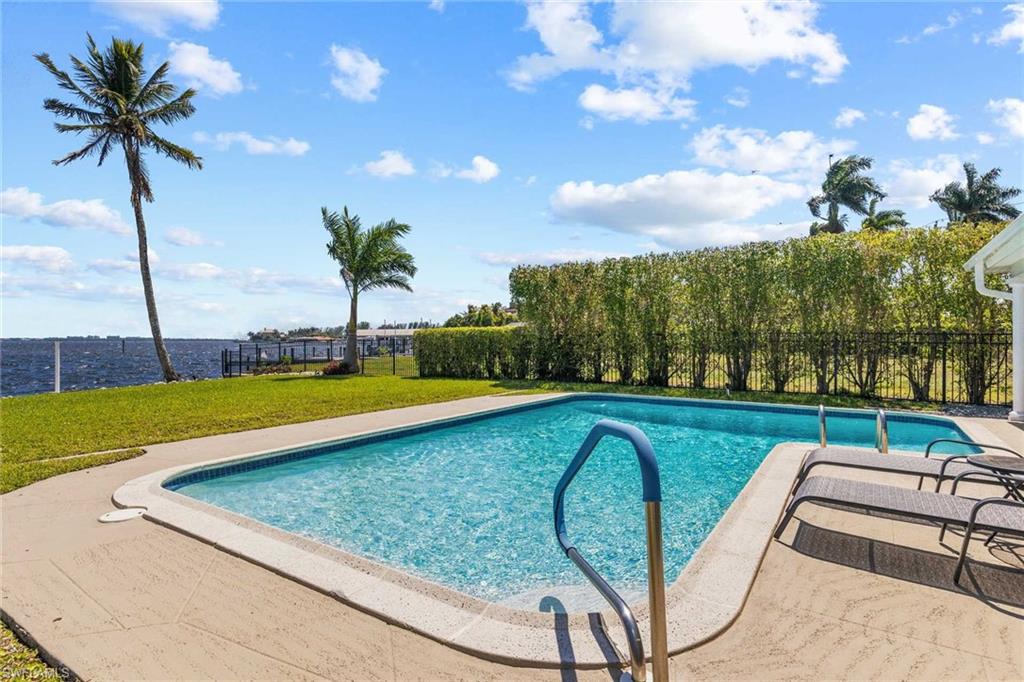 CAPE CORAL - Residential Lease