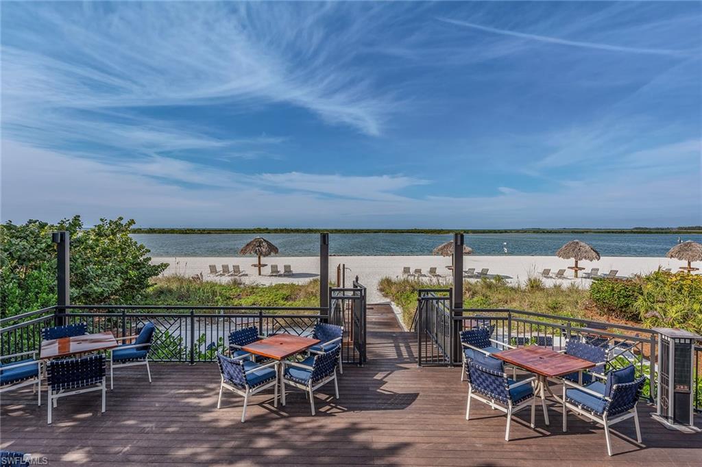 HIDEAWAY BEACH - Land