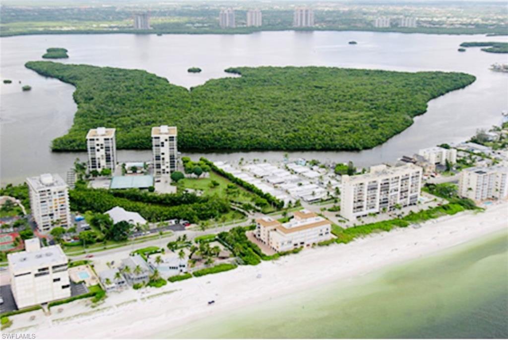 BONITA SPRINGS - Land