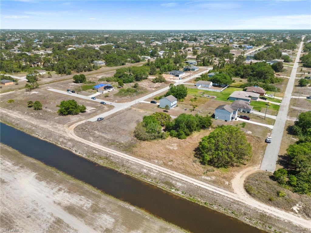 LEHIGH ACRES - Land