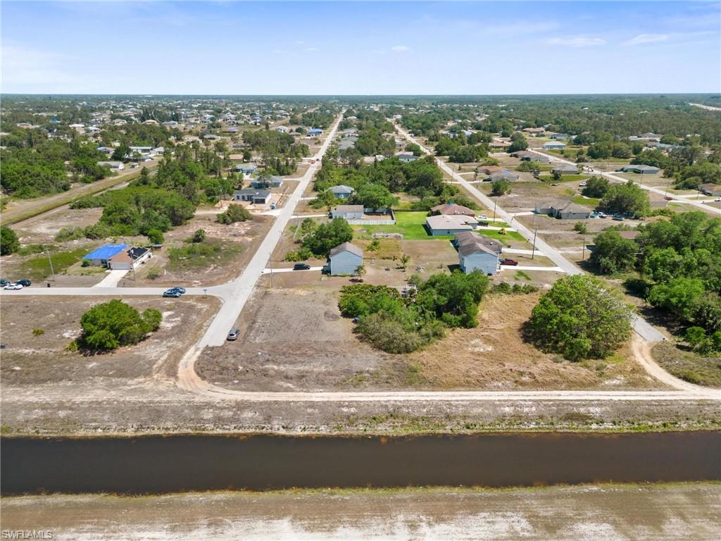 LEHIGH ACRES - Land