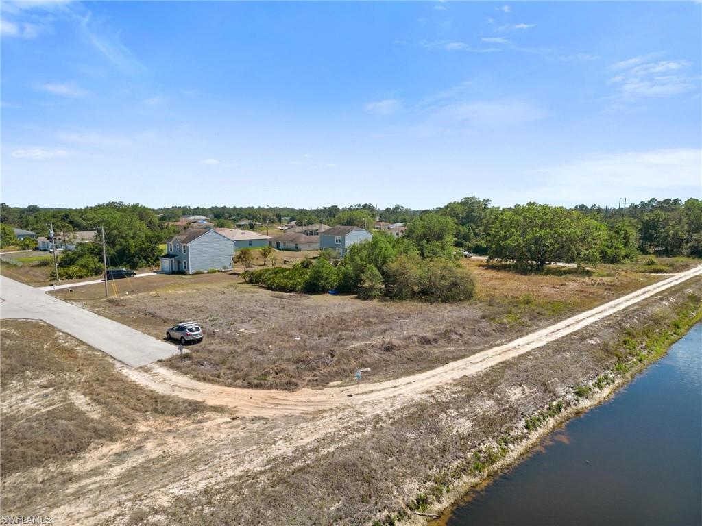 LEHIGH ACRES - Land