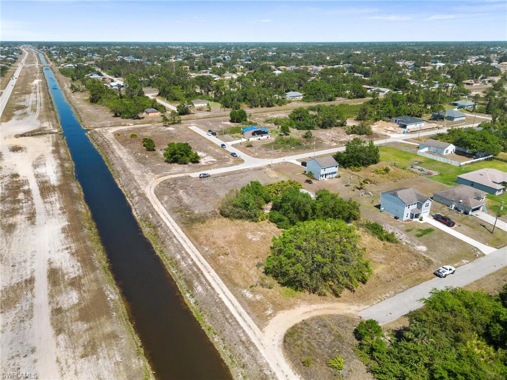 LEHIGH ACRES - Land