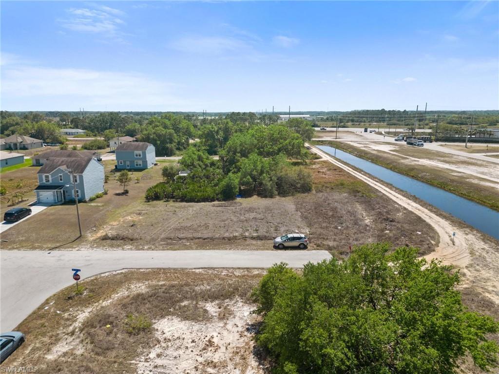 LEHIGH ACRES - Land