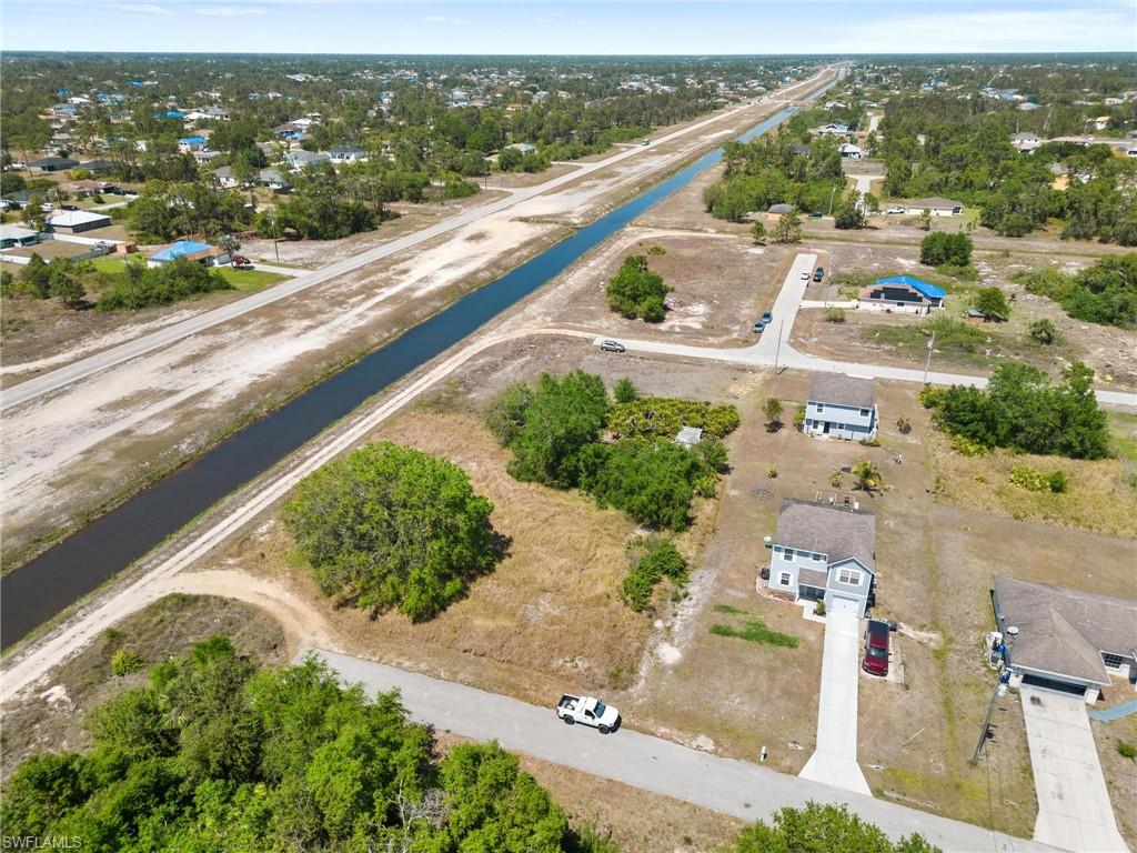 LEHIGH ACRES - Land