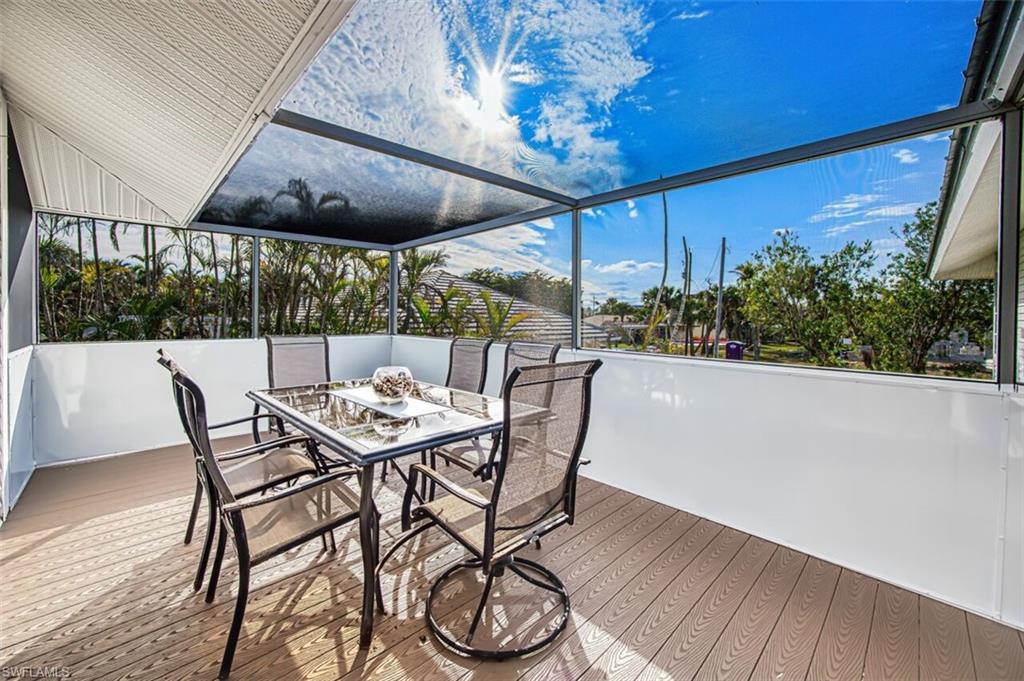 PALM LAKE - Residential