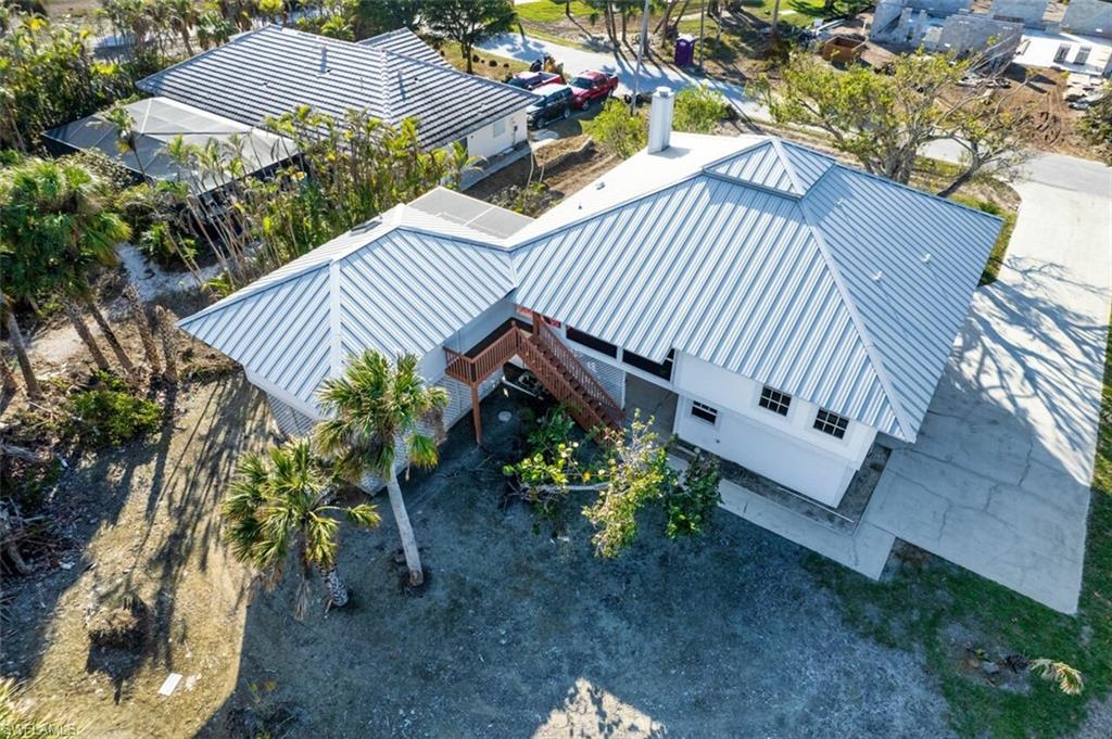 PALM LAKE - Residential
