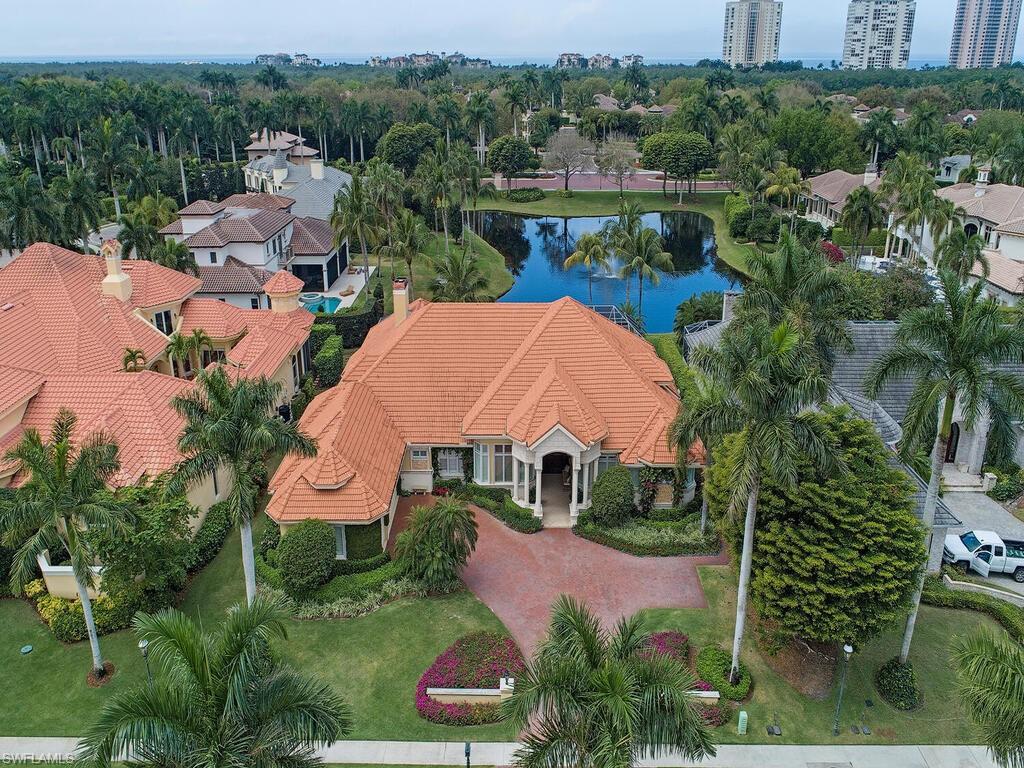 BAY COLONY SHORES - Residential