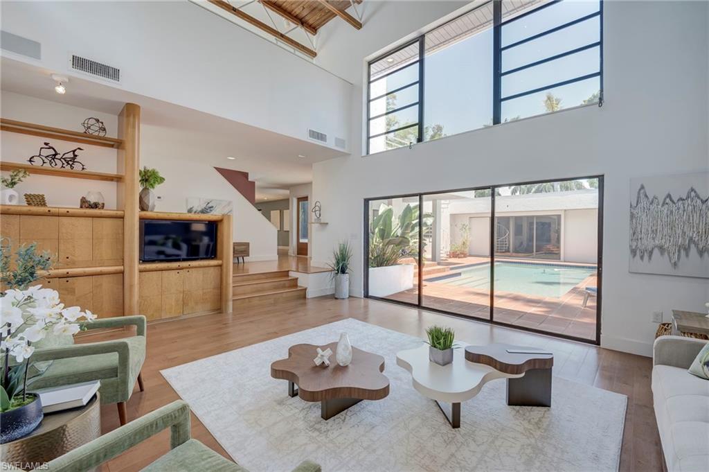 RIVERSIDE - Residential