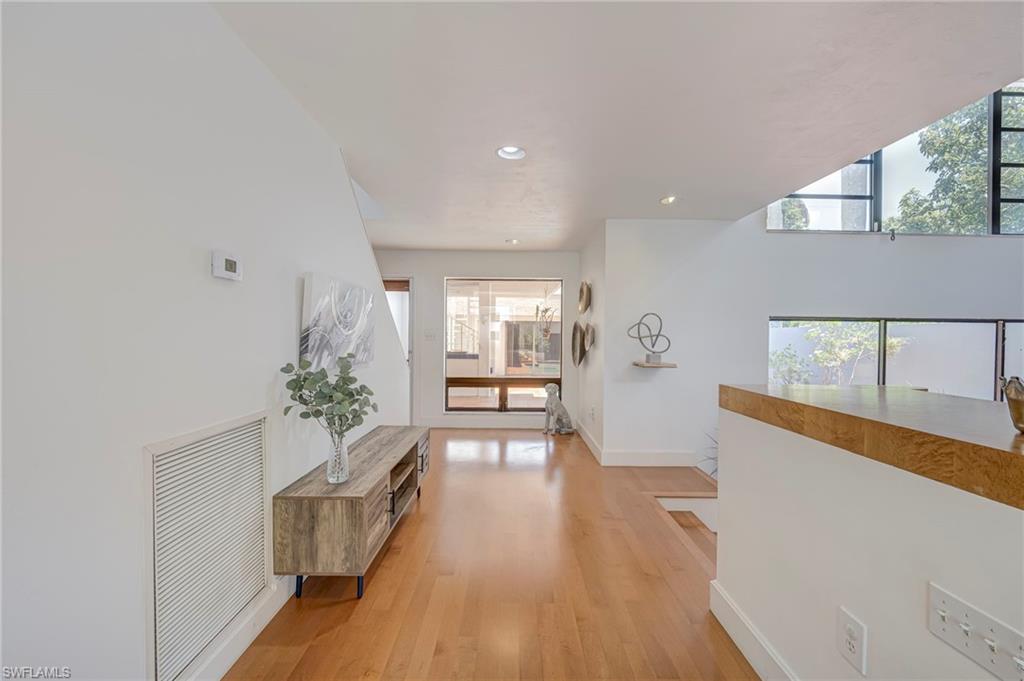 RIVERSIDE - Residential