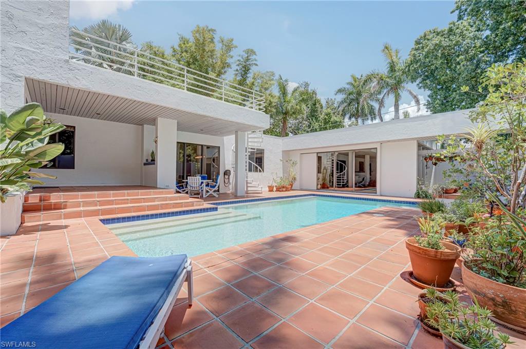 RIVERSIDE - Residential