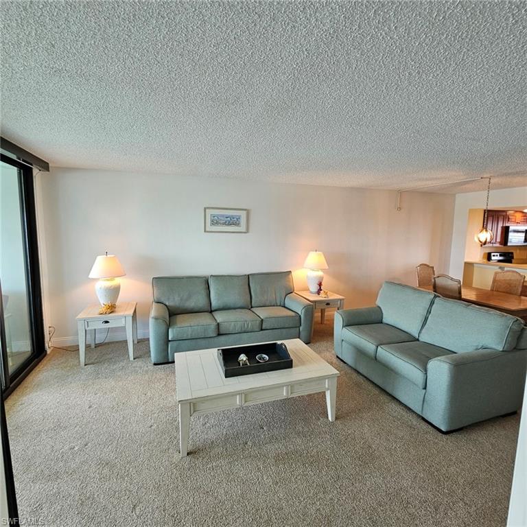 THE PALMS OF BAY BEACH - Residential