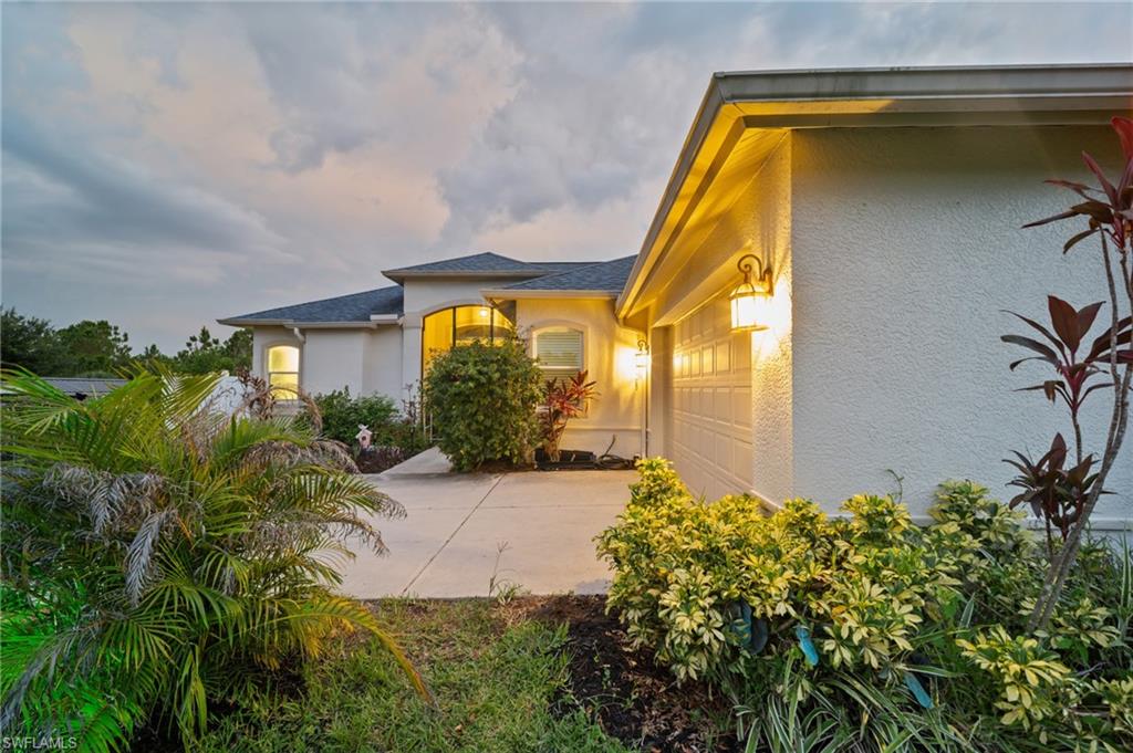 GOLDEN GATE ESTATES - Residential