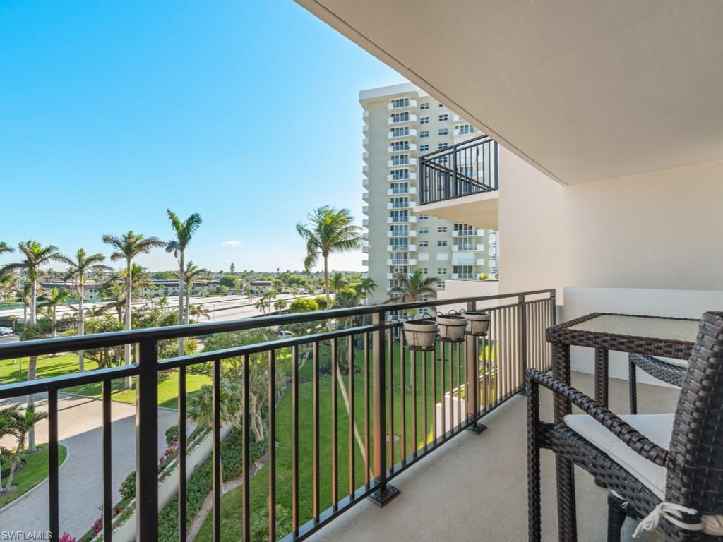 TRADEWINDS APTS OF MARCO ISLAND - Residential