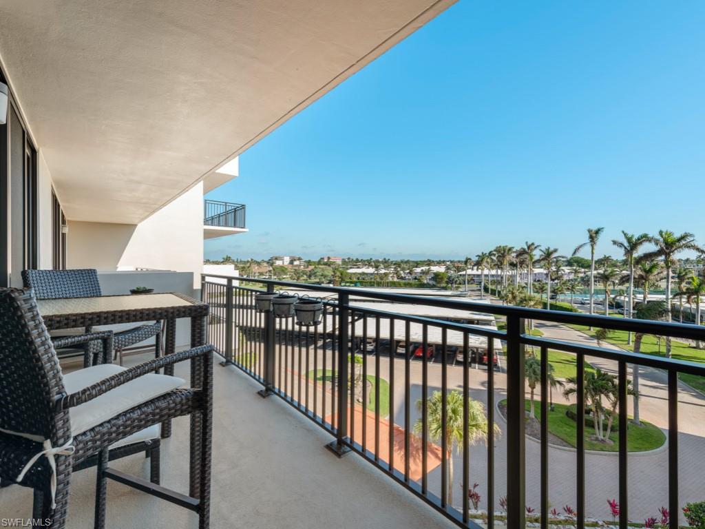 TRADEWINDS APTS OF MARCO ISLAND - Residential
