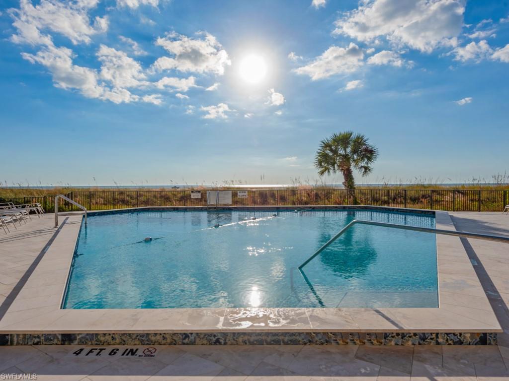 TRADEWINDS APTS OF MARCO ISLAND - Residential
