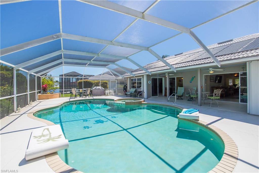 FOUNTAIN LAKES - Residential