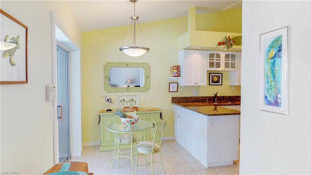 FOUNTAIN LAKES - Residential