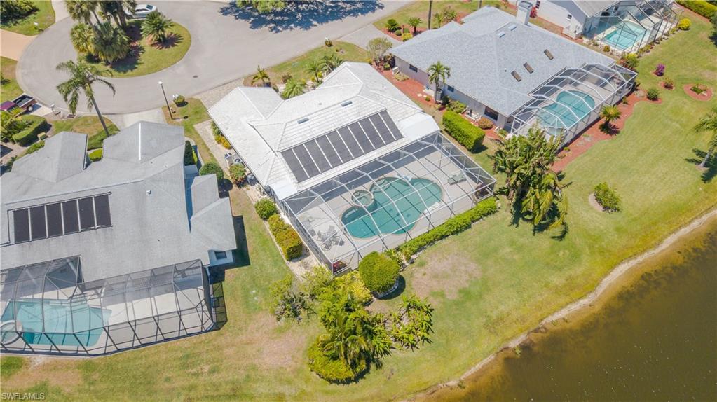 FOUNTAIN LAKES - Residential