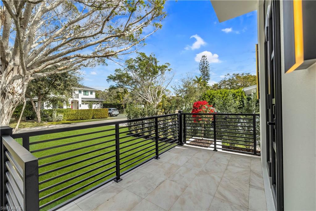 LAKE PARK - Residential