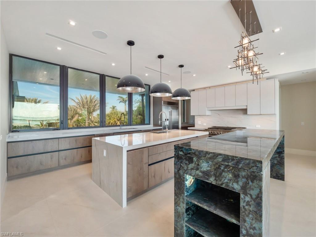 METES AND BOUNDS - Residential