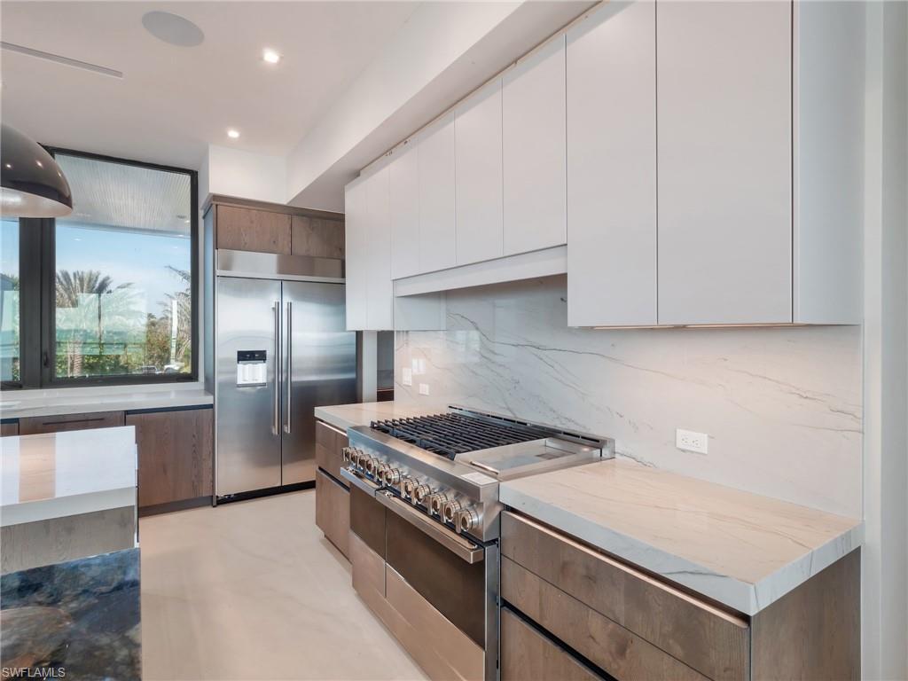 METES AND BOUNDS - Residential