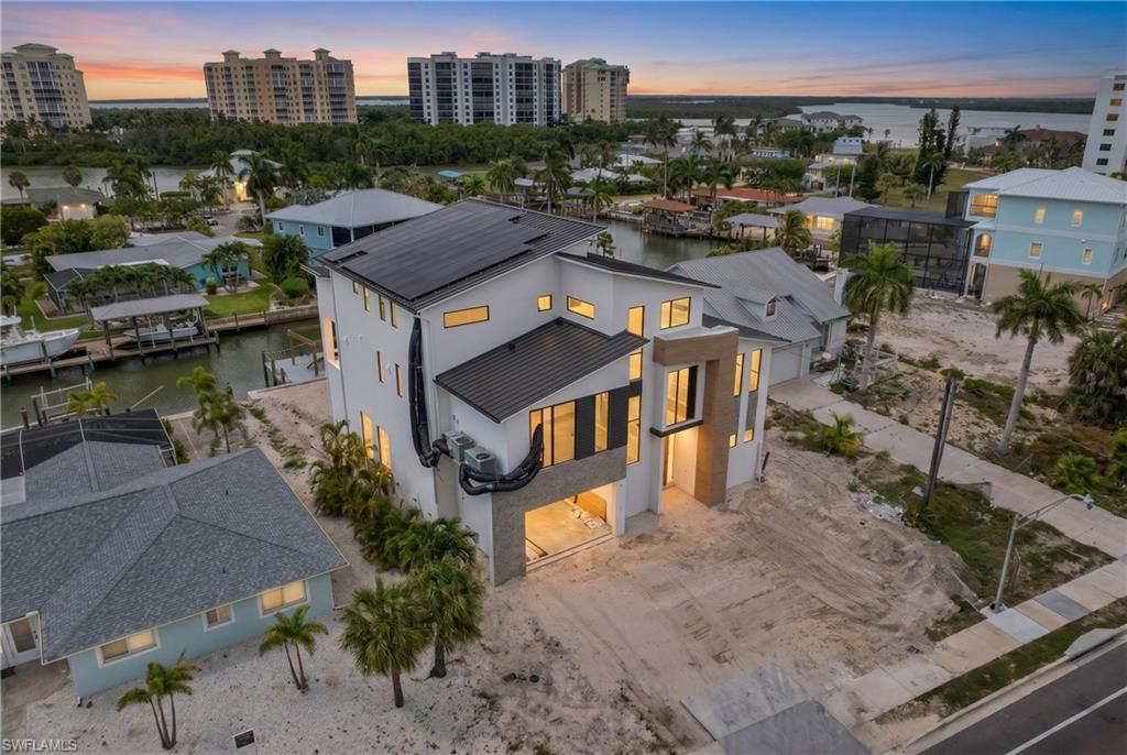 LAGUNA SHORES - Residential