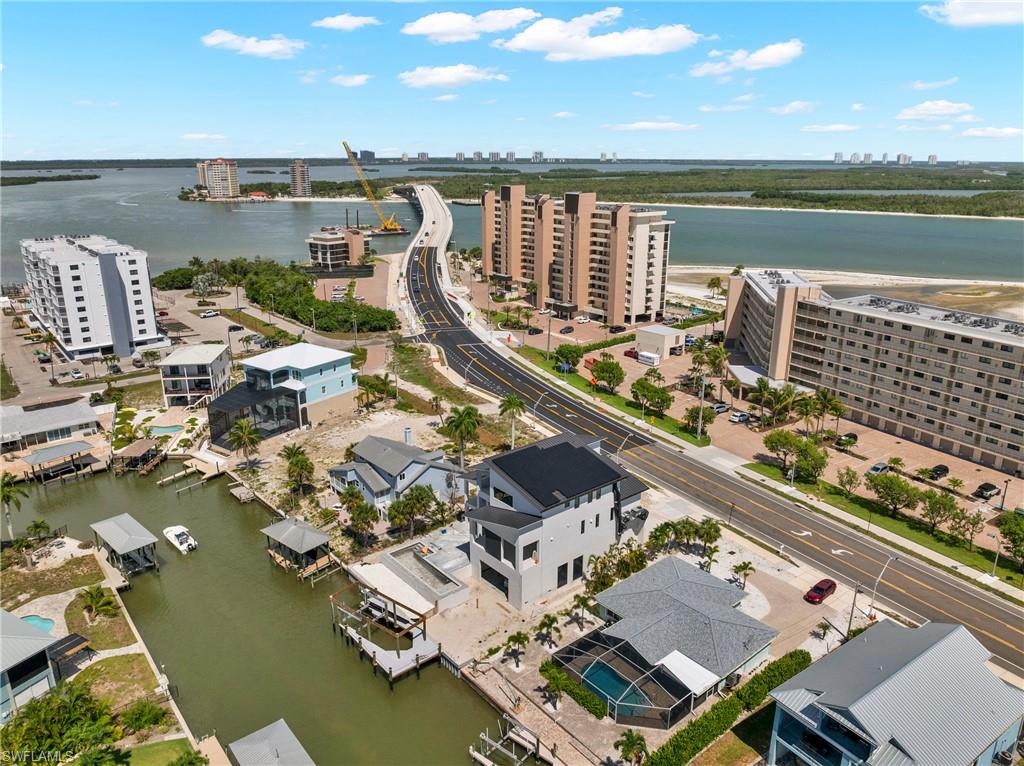 LAGUNA SHORES - Residential