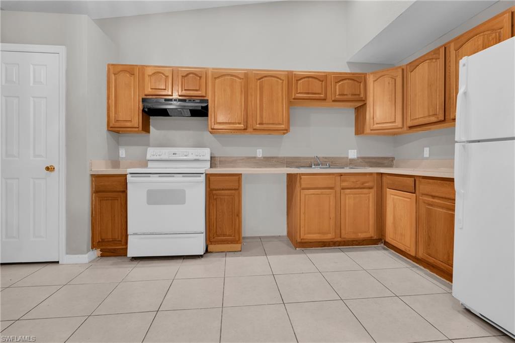 LEHIGH ACRES - Residential Income