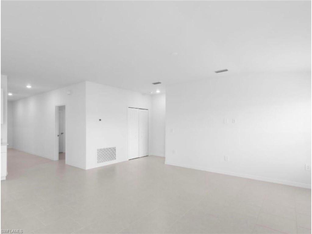 CRANE LANDING - Residential Lease