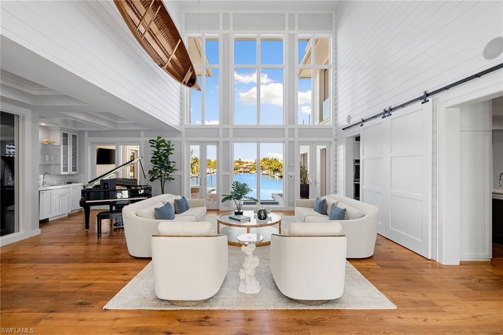AQUALANE SHORES - Residential